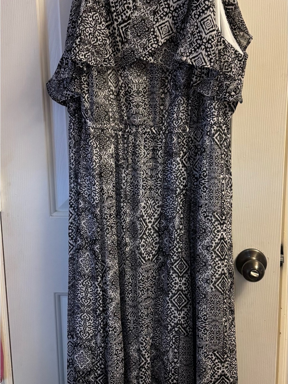 torrid Black & White Geometric Ruffle Maxi Dress